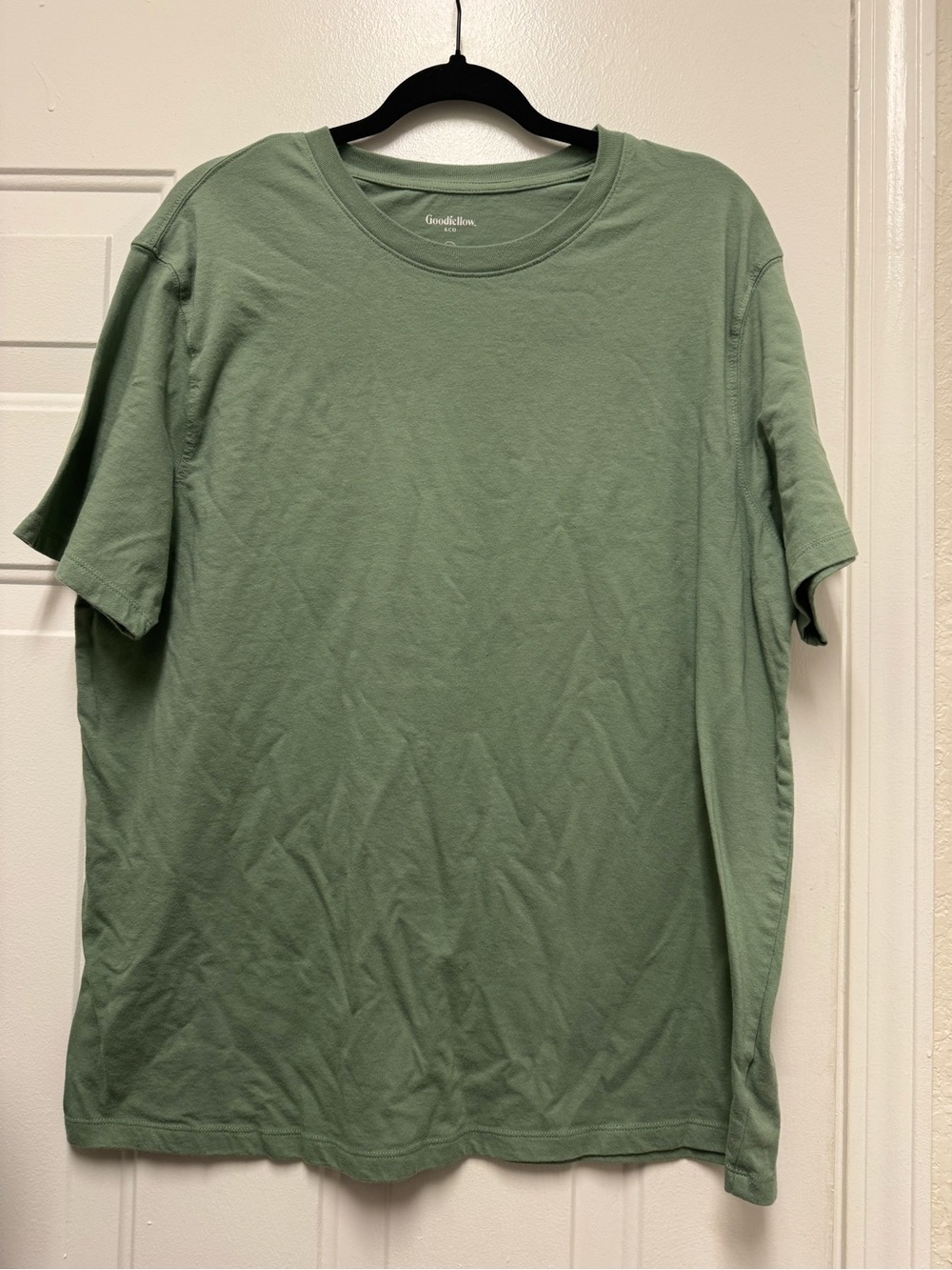Goodfellow & Co Men's Light Sage Crewneck Short Sleeve Tee